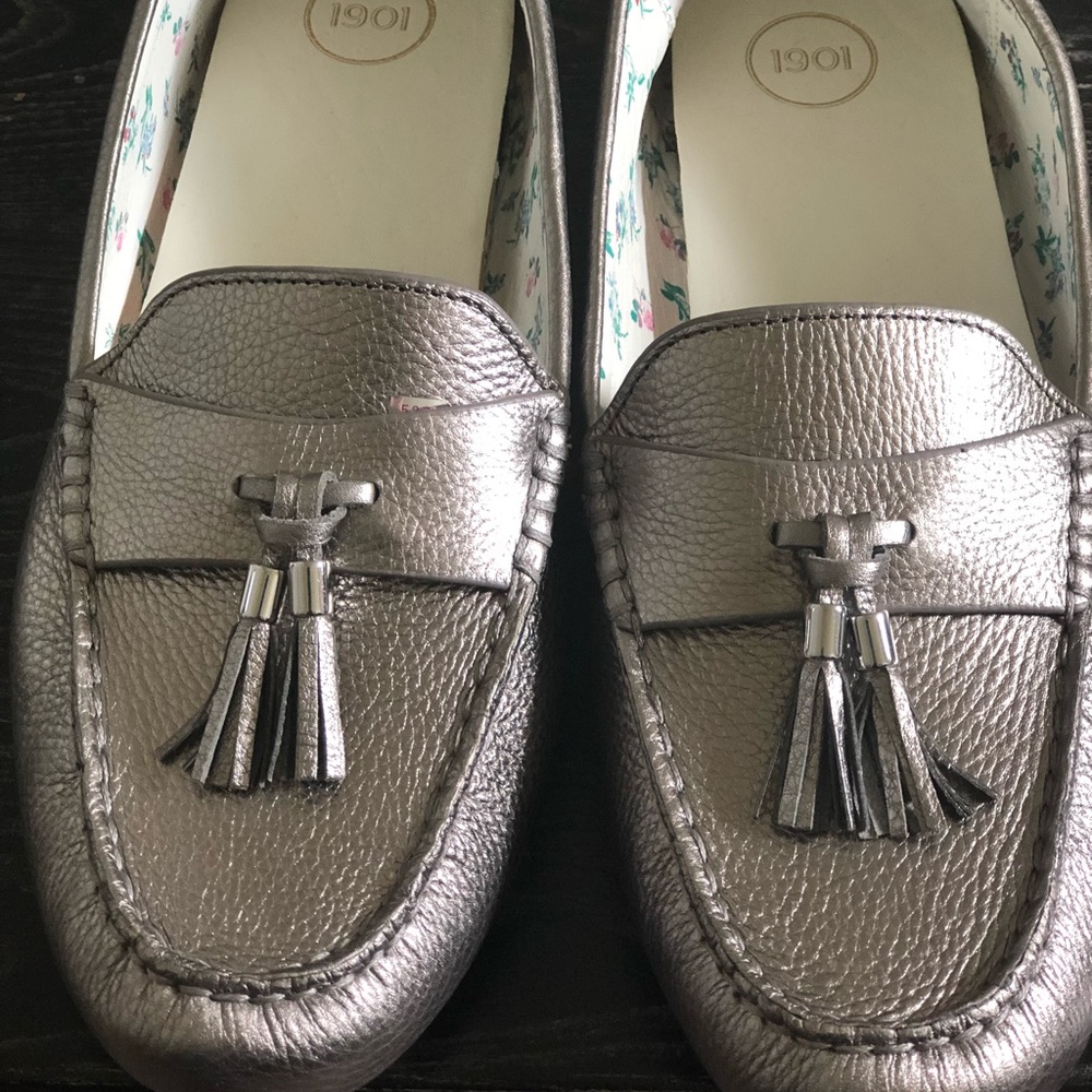 Metallic silver size 11 loafers from Nordstrom NWT